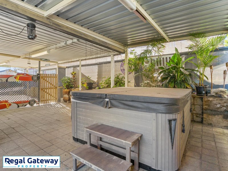 Photo - 40 Madden Way, Parmelia WA 6167 - Image 10