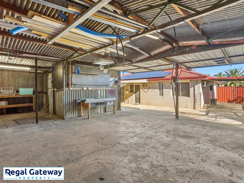Photo - 40 Madden Way, Parmelia WA 6167 - Image 12