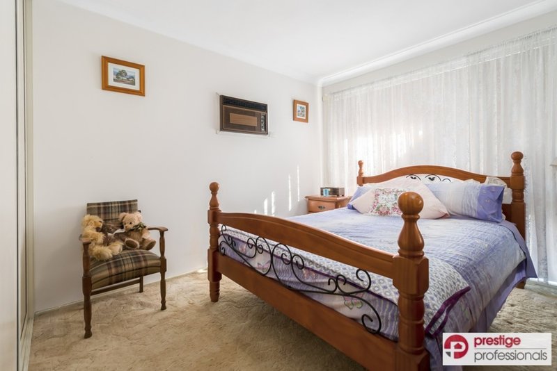 Photo - 40 Magree Crescent, Chipping Norton NSW 2170 - Image 6