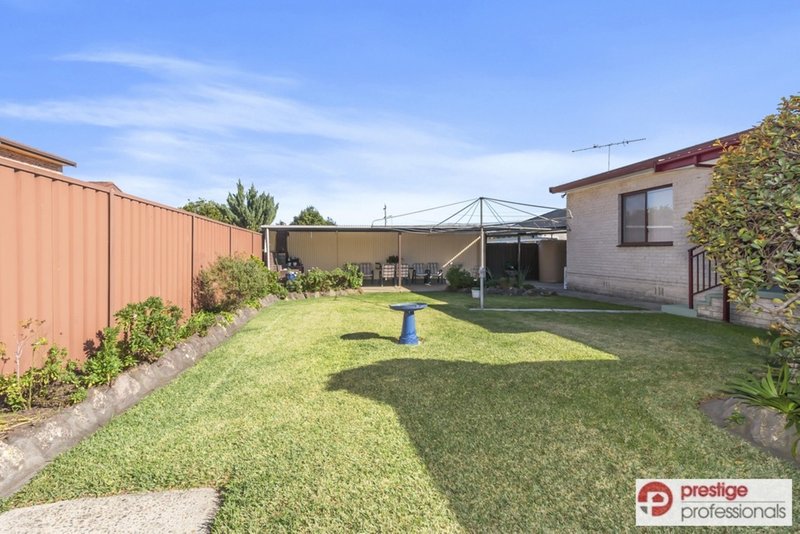 Photo - 40 Magree Crescent, Chipping Norton NSW 2170 - Image 9