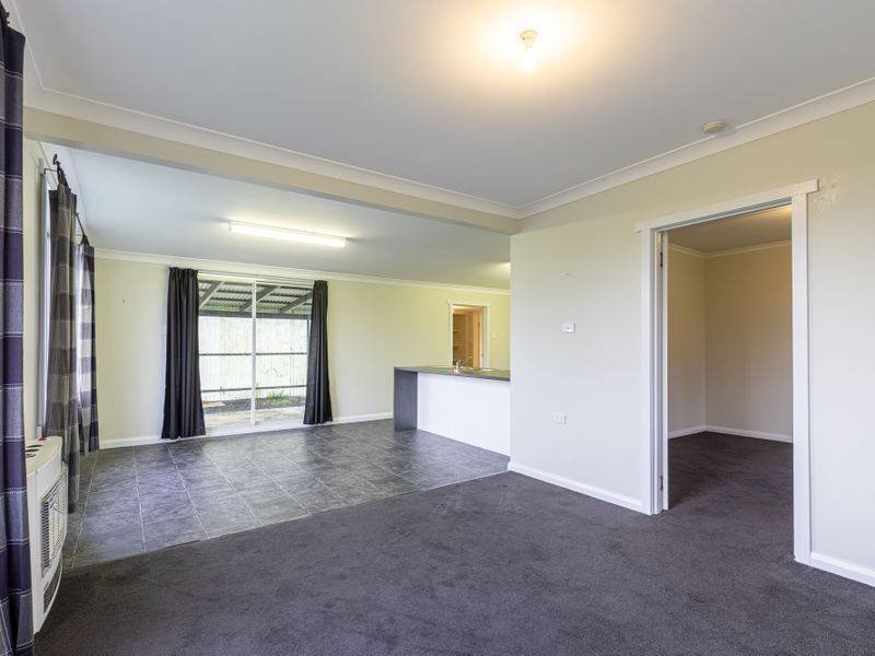 Photo - 40 Main Road, Legerwood TAS 7263 - Image 9