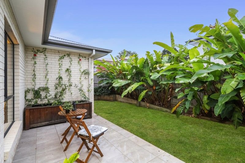 Photo - 40 Majestic Street, Bridgeman Downs QLD 4035 - Image 11