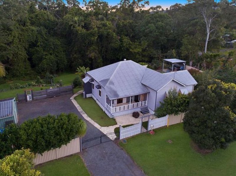 Photo - 40 Maleny Street, Landsborough QLD 4550 - Image 8