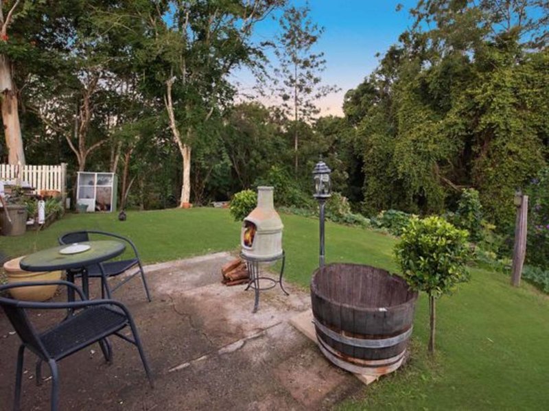 Photo - 40 Maleny Street, Landsborough QLD 4550 - Image 12