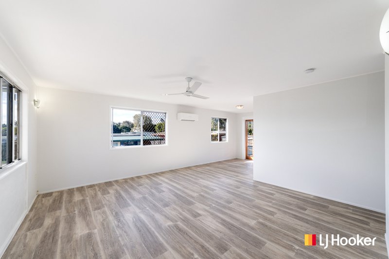 Photo - 40 Mansfield Drive, Beaconsfield QLD 4740 - Image 4