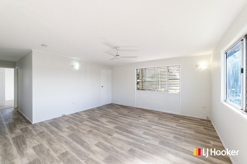 Photo - 40 Mansfield Drive, Beaconsfield QLD 4740 - Image 5