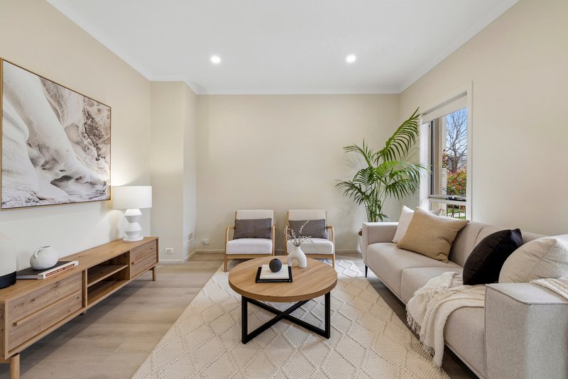 Photo - 40 Mapleton Avenue, Harrison ACT 2914 - Image 11