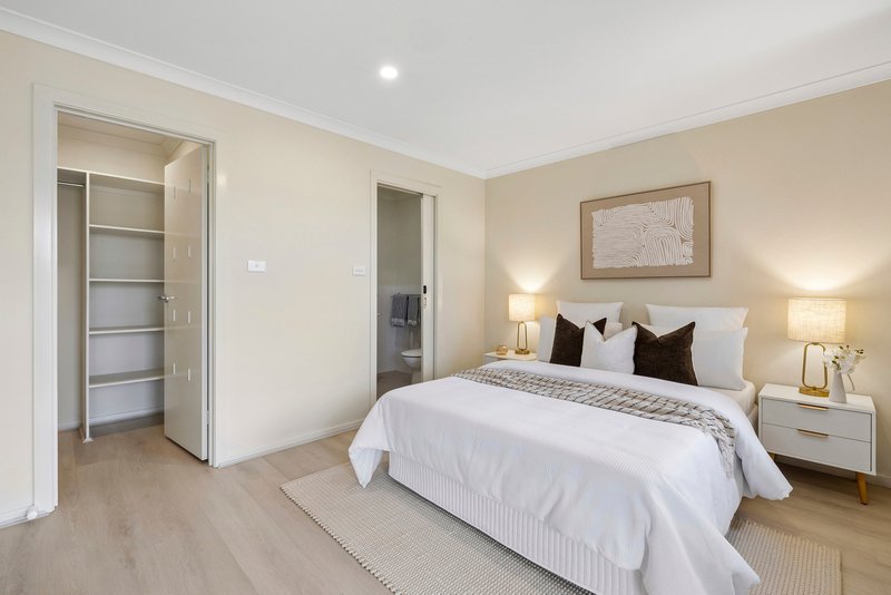 Photo - 40 Mapleton Avenue, Harrison ACT 2914 - Image 19