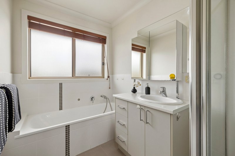 Photo - 40 Mapleton Avenue, Harrison ACT 2914 - Image 21