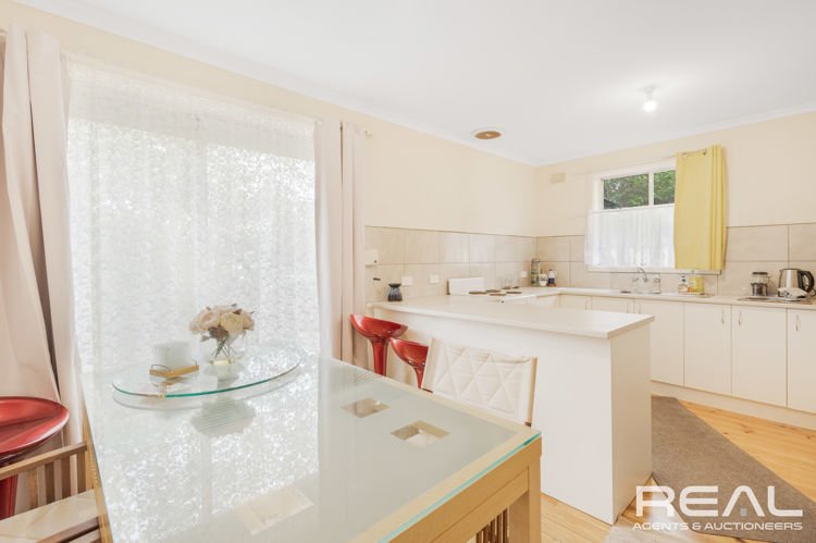 Photo - 40 Marcian Avenue, Elizabeth Downs SA 5113 - Image 7