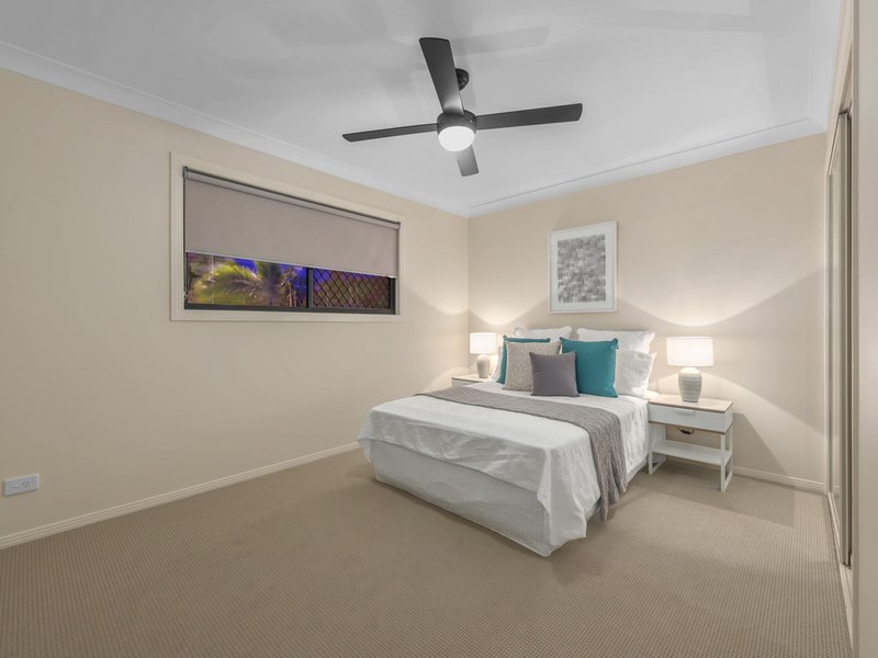 Photo - 40 Matthau Place, Mcdowall QLD 4053 - Image 14