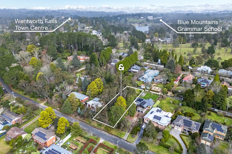 Photo - 40 Mclaughlin Avenue, Wentworth Falls NSW 2782 - Image 3