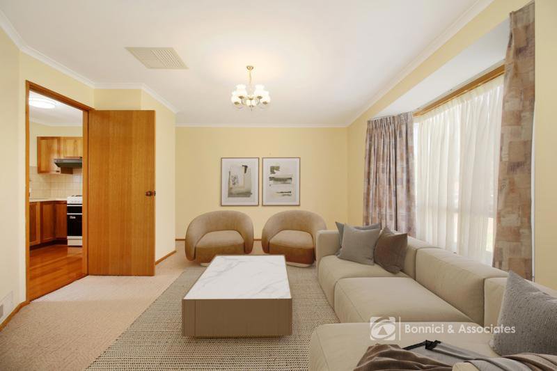 Photo - 40 Menzies Street, West Wodonga VIC 3690 - Image 6