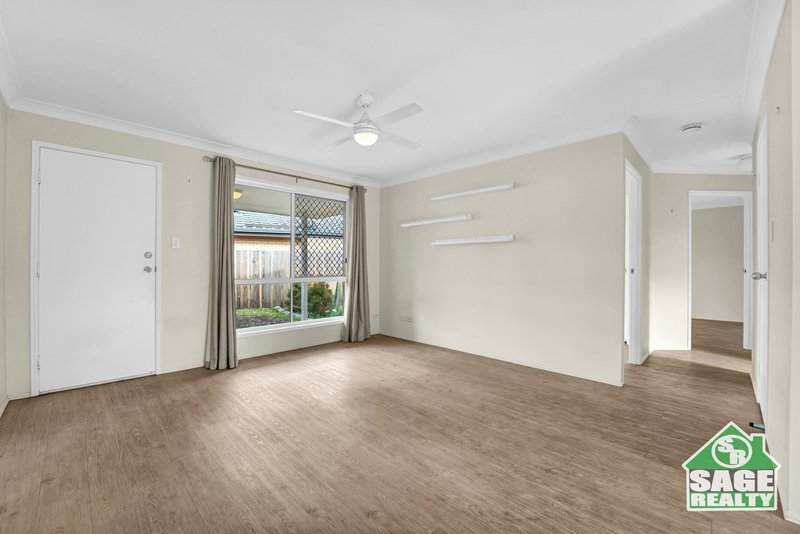 Photo - 40 Mewing Court, Windaroo QLD 4207 - Image 2