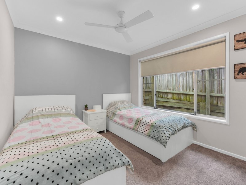 Photo - 40 Minnelli Place, Mcdowall QLD 4053 - Image 12