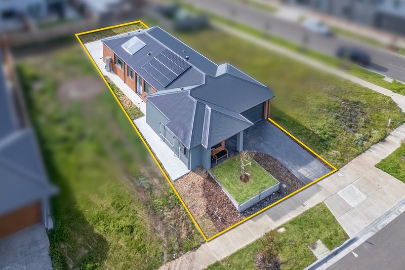 Photo - 40 Needlebush Drive, Sunbury VIC 3429 - Image 20