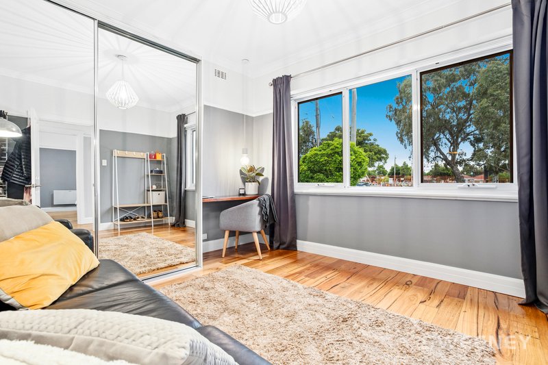 Photo - 40 Nolan Avenue, Brooklyn VIC 3012 - Image 9