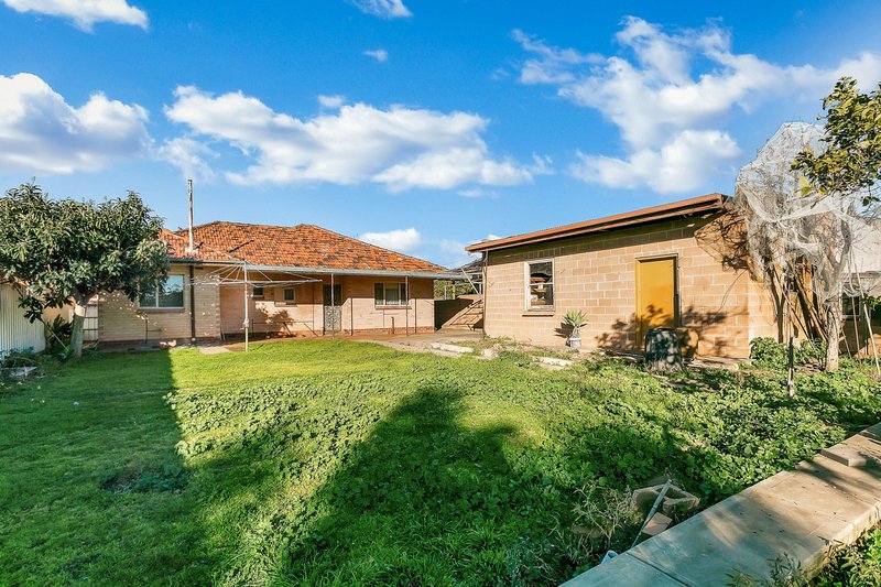 Photo - 40 Norman Street, Findon SA 5023 - Image 4