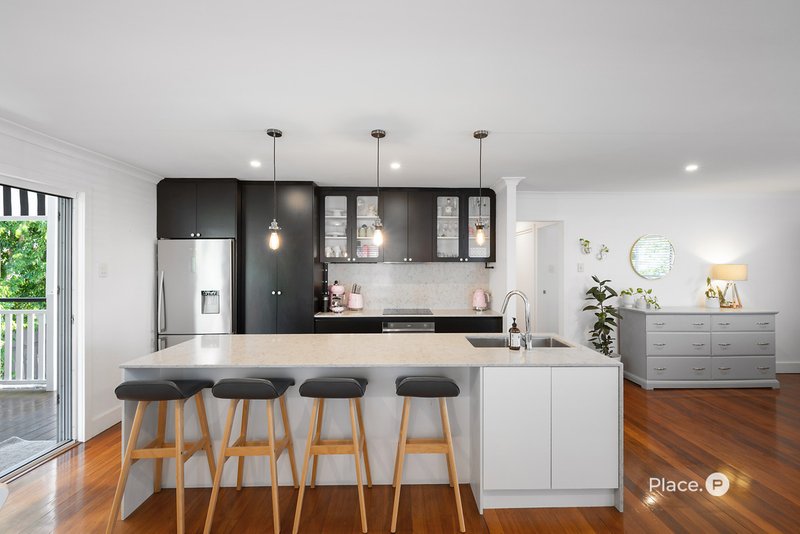 Photo - 40 Oak Street, Hawthorne QLD 4171 - Image 3