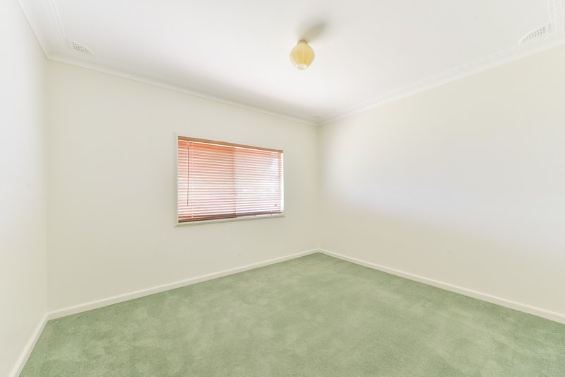 Photo - 40 Oak Street, Tamworth NSW 2340 - Image 4