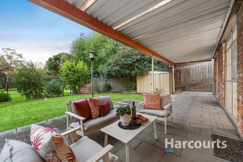 Photo - 40 Oakpark Drive, Chadstone VIC 3148 - Image 12