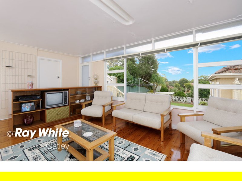 Photo - 40 Oatley Park Avenue, Oatley NSW 2223 - Image 4