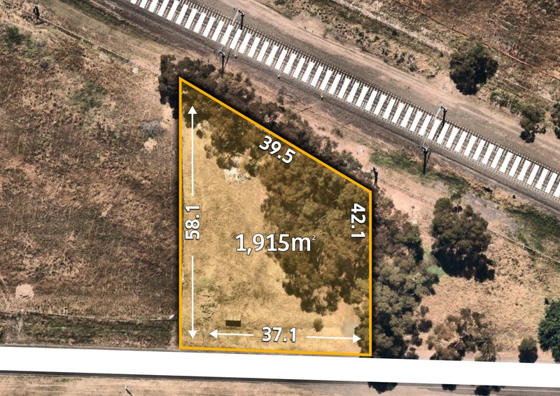 Photo - 40 Old Calder Highway, Diggers Rest VIC 3427 - Image 4