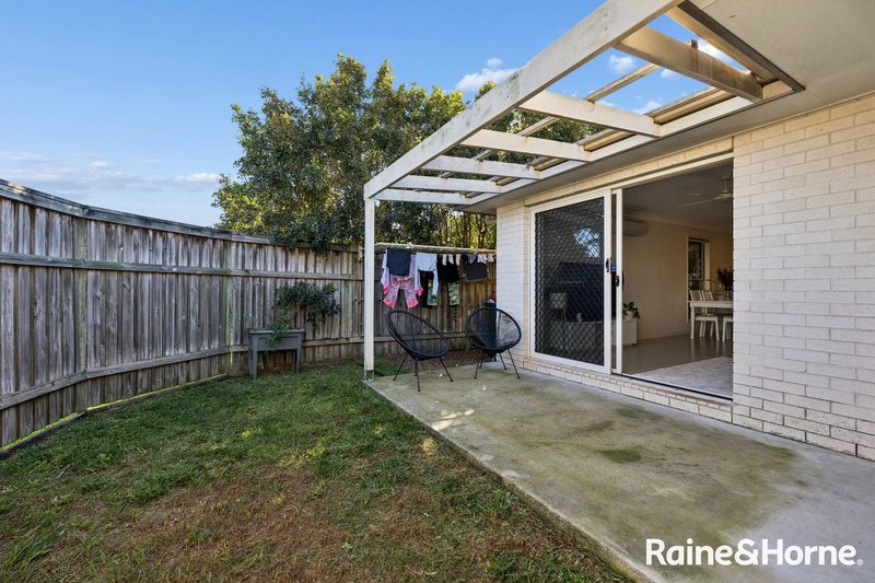 Photo - 40 Olsen Circuit, Kallangur QLD 4503 - Image 12