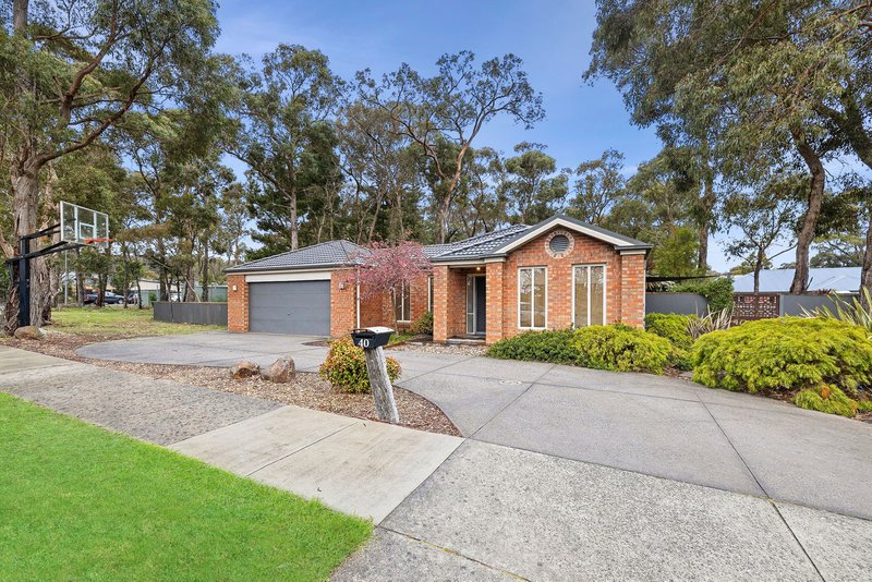 40 Olympic Avenue, Mount Clear VIC 3350