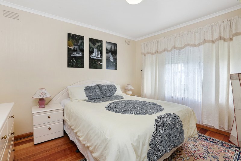 Photo - 40 Olympic Avenue, Norlane VIC 3214 - Image 5