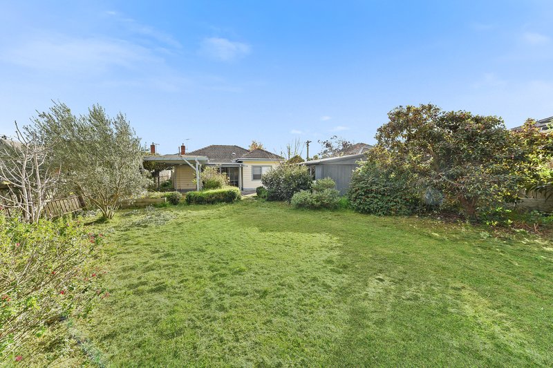 Photo - 40 Ormond Road, Clayton VIC 3168 - Image 10