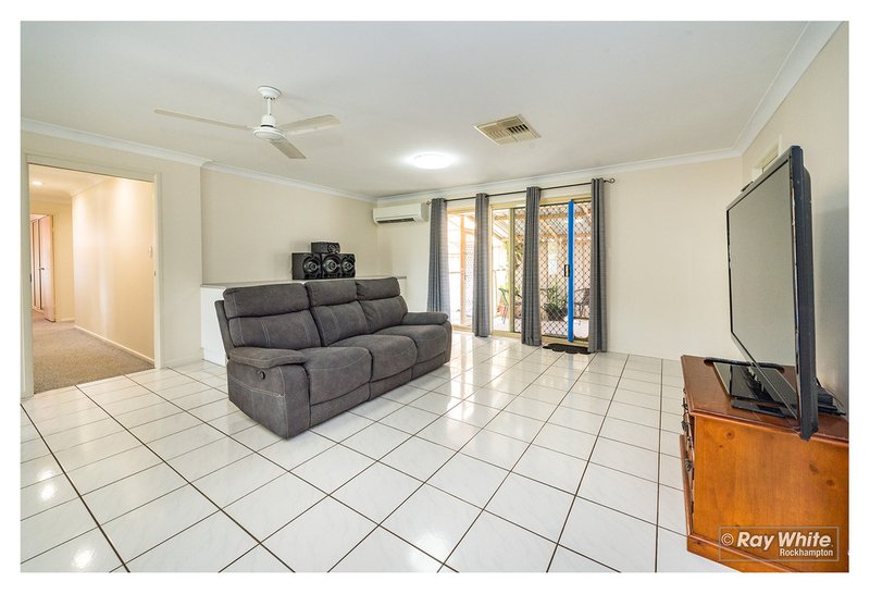 Photo - 40 O'Shanesy Street, Koongal QLD 4701 - Image 4