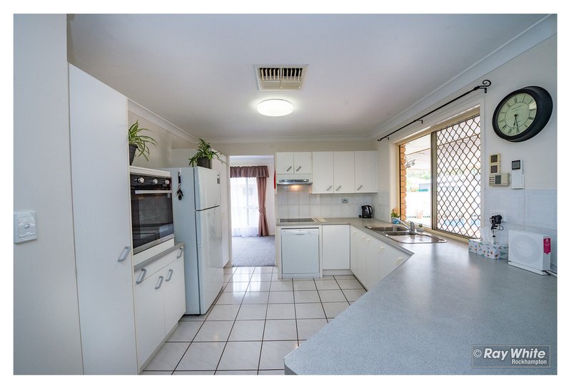 Photo - 40 O'Shanesy Street, Koongal QLD 4701 - Image 20