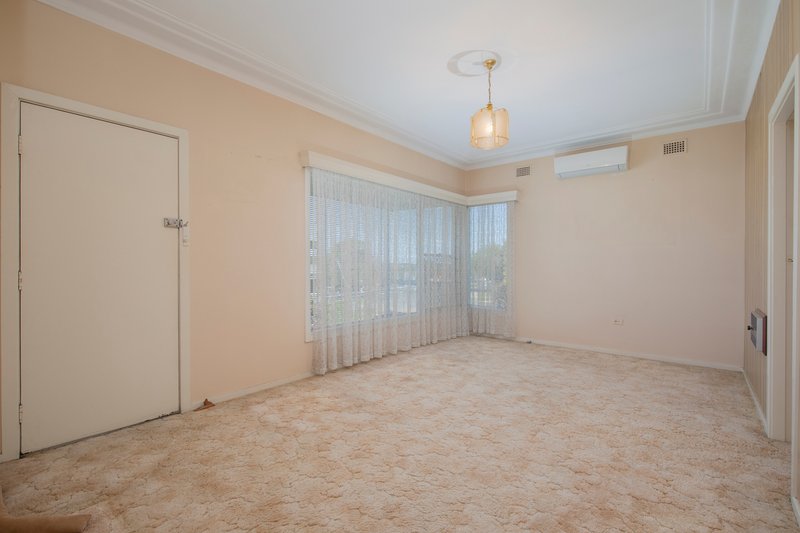 Photo - 40 Pacific Highway, Gateshead NSW 2290 - Image 2