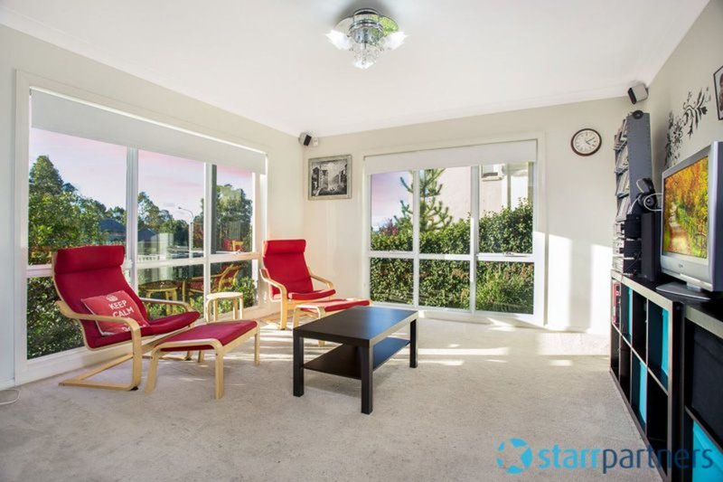 Photo - 40 Palace St , Stanhope Gardens NSW 2768 - Image 2