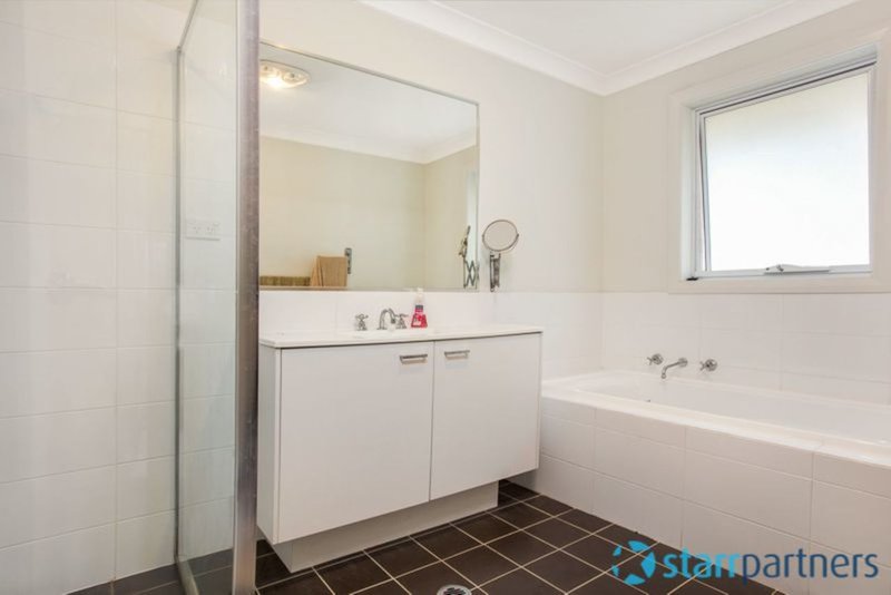 Photo - 40 Palace St , Stanhope Gardens NSW 2768 - Image 10