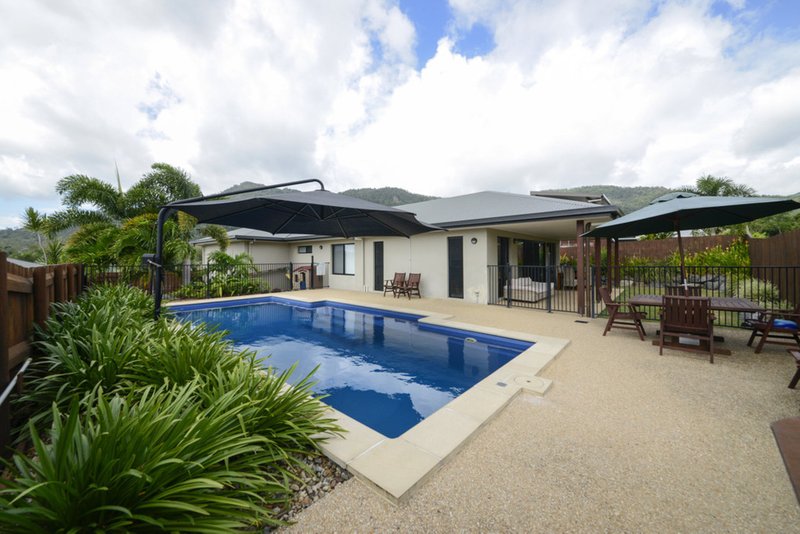 40 Parker Road, Cannonvale QLD 4802