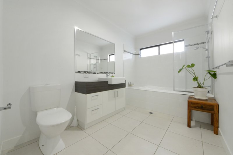 Photo - 40 Parker Road, Cannonvale QLD 4802 - Image 10