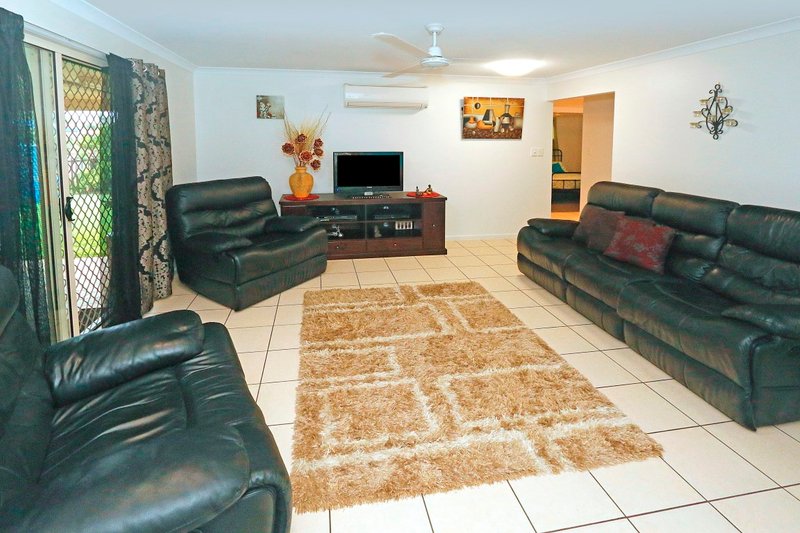 Photo - 40 Peppermint Drive, Kawana QLD 4701 - Image 3