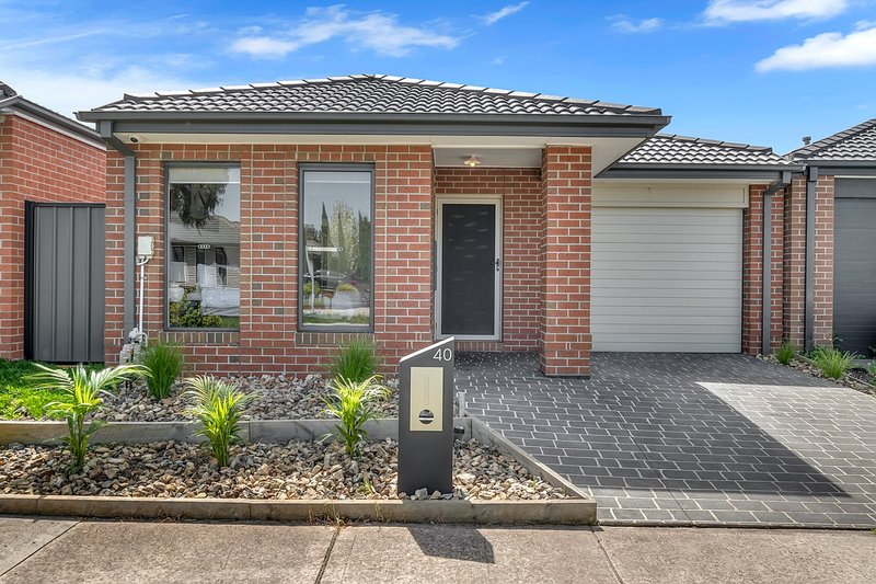 40 Peppertree Parade, Craigieburn VIC 3064