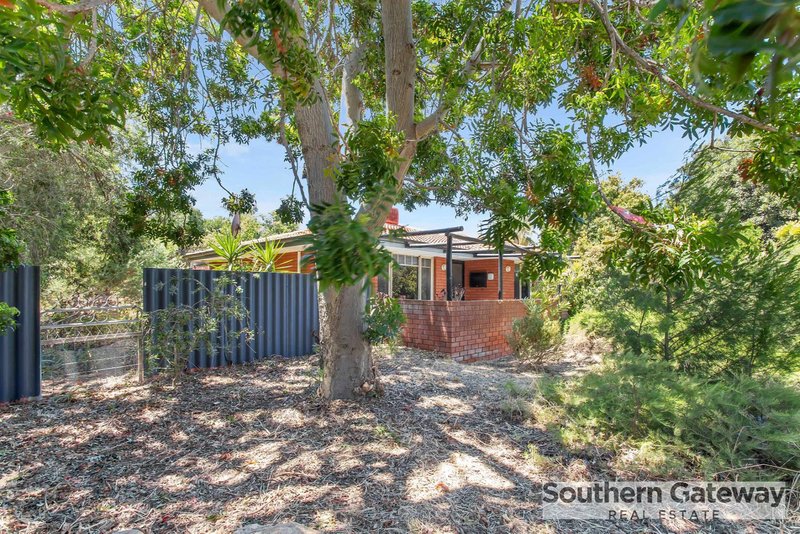 Photo - 40 Preston Road, Parmelia WA 6167 - Image 22