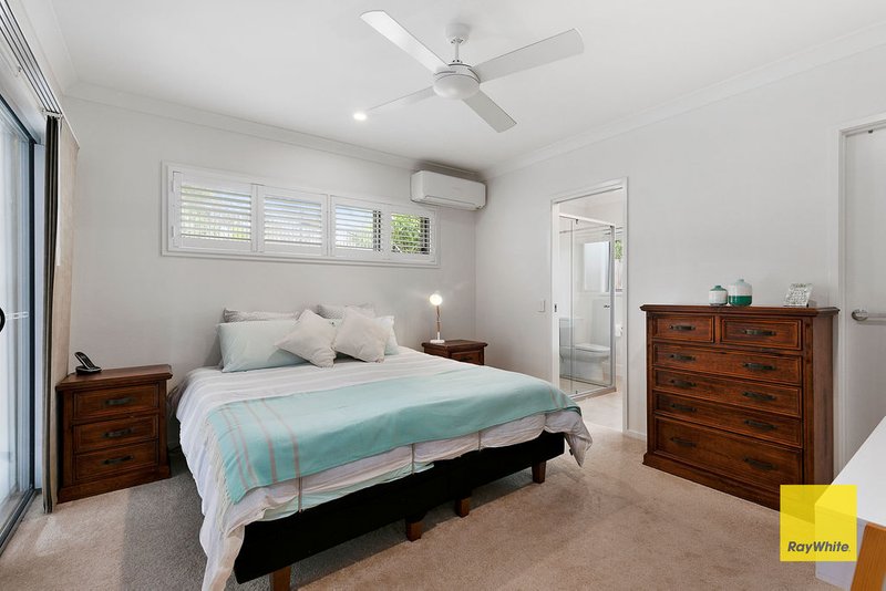 Photo - 40 Ravenbourne Circuit, Capalaba QLD 4157 - Image 3