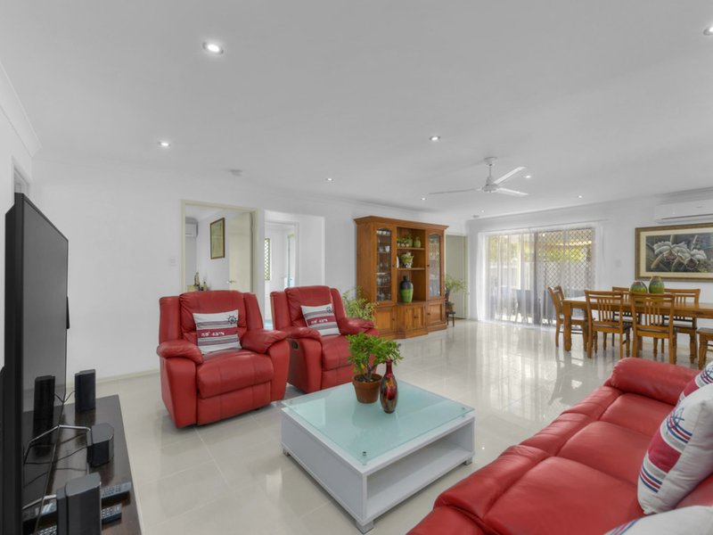 Photo - 40 Ray Street, Carseldine QLD 4034 - Image 5