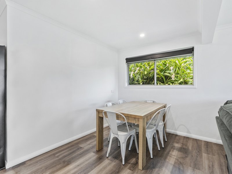 Photo - 40 Ridgevale Drive, Helensvale QLD 4212 - Image 5