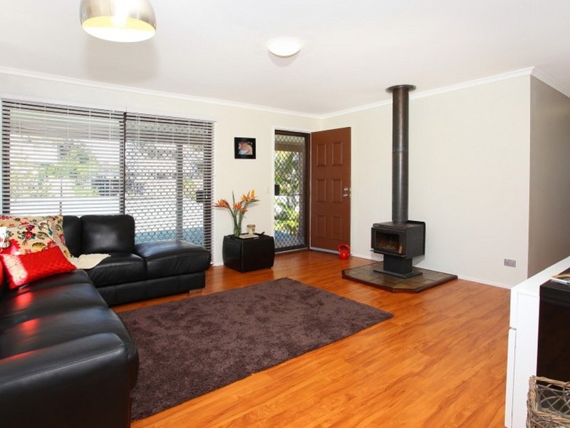 Photo - 40 Riverview Rd , Nerang QLD 4211 - Image 5