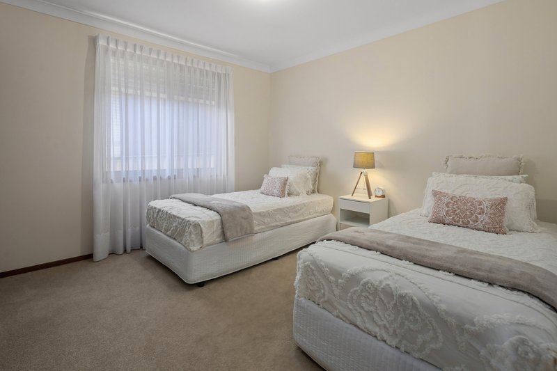 Photo - 40 Robinvale Avenue, Thomastown VIC 3074 - Image 7