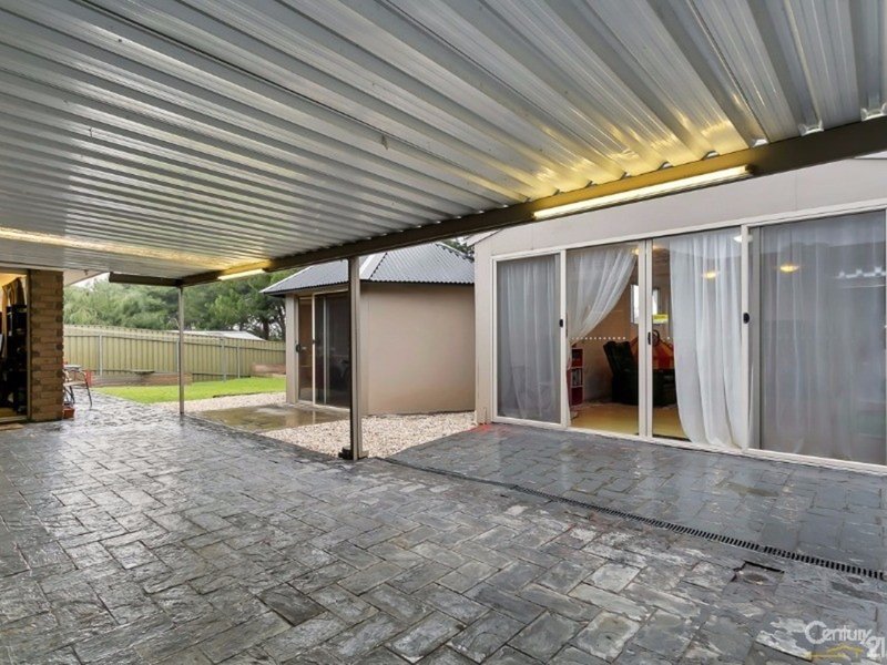 Photo - 40 Rousillion Promenade, Old Reynella SA 5161 - Image 10