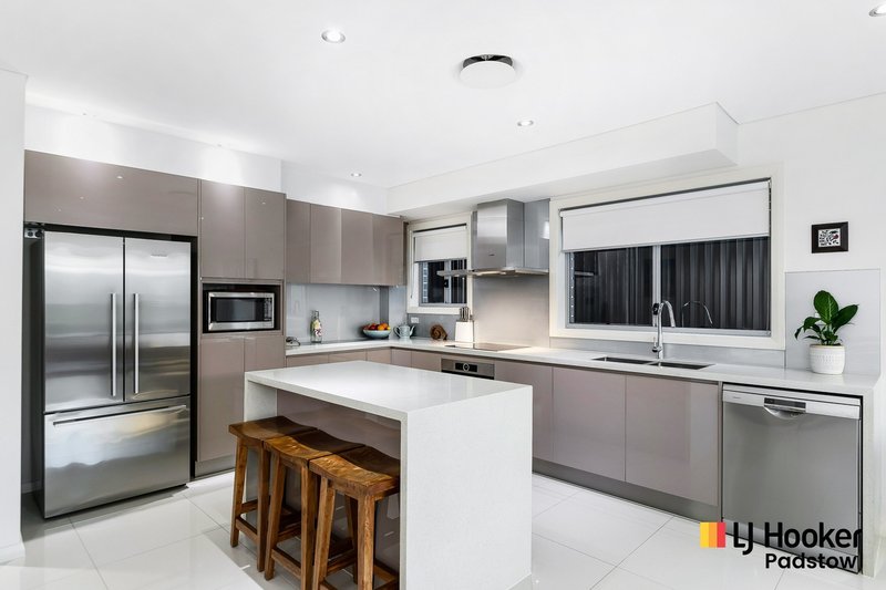 Photo - 40 Sandakan Road, Revesby Heights NSW 2212 - Image 3