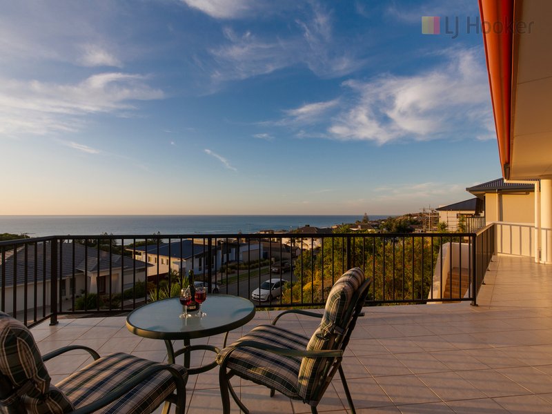 Photo - 40 Sandpiper Terrace, Hallett Cove SA 5158 - Image 3