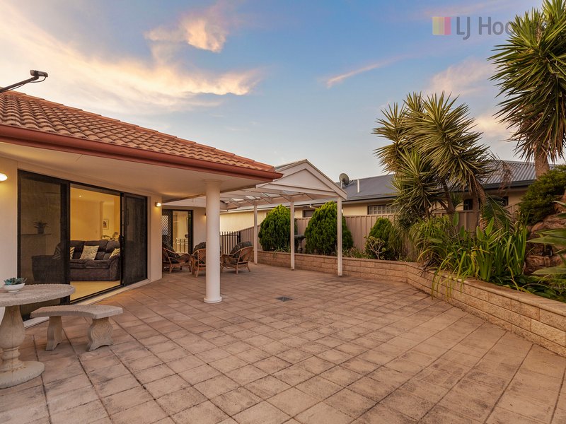 Photo - 40 Sandpiper Terrace, Hallett Cove SA 5158 - Image 11